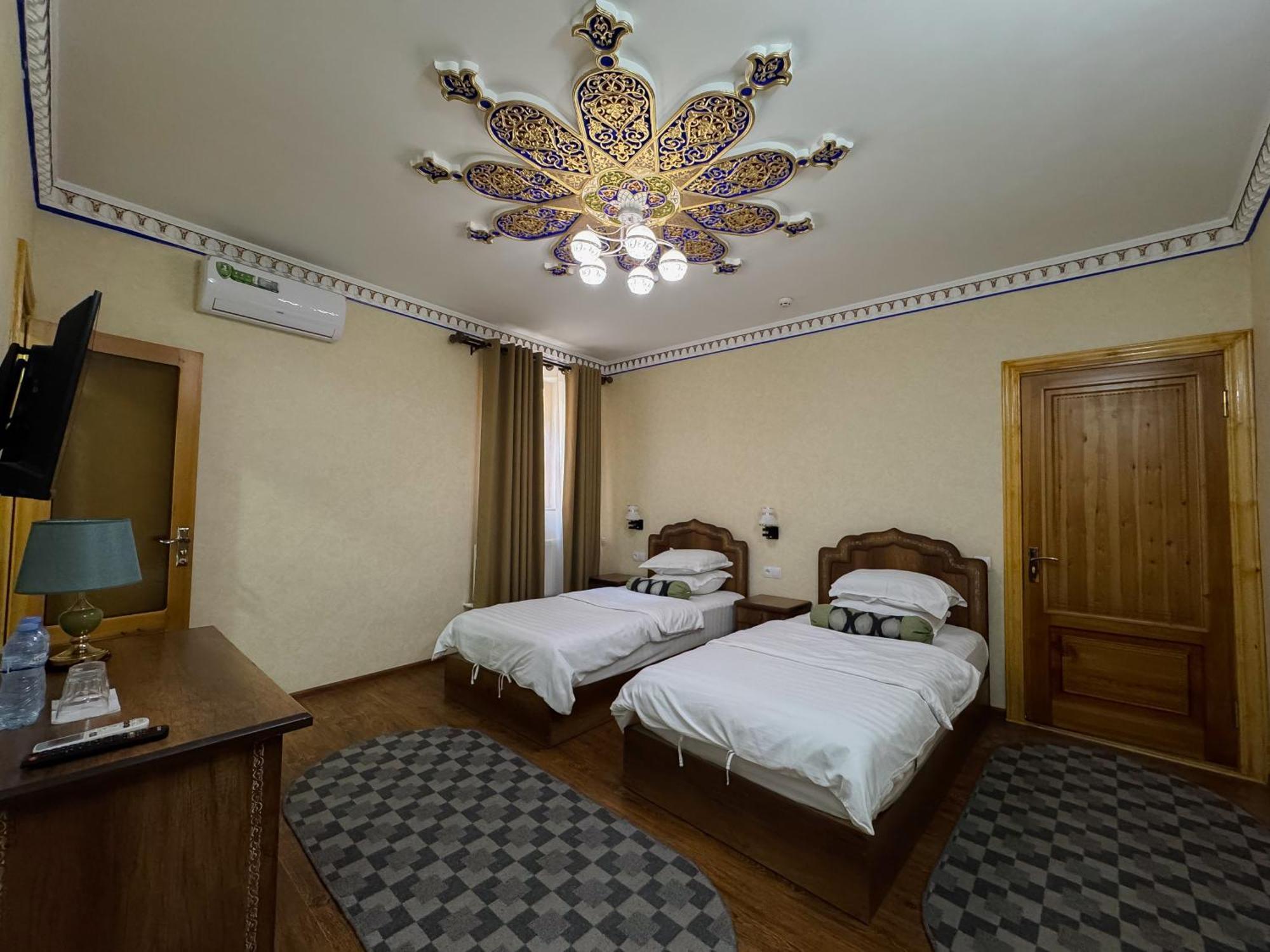 Old Gate Family Guest House Boukhara Extérieur photo