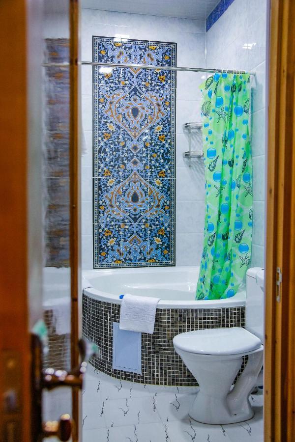 Old Gate Family Guest House Boukhara Extérieur photo